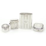 Edwardian and later silver objects comprising two vestas and two pill boxes, the largest 5.8cm high,