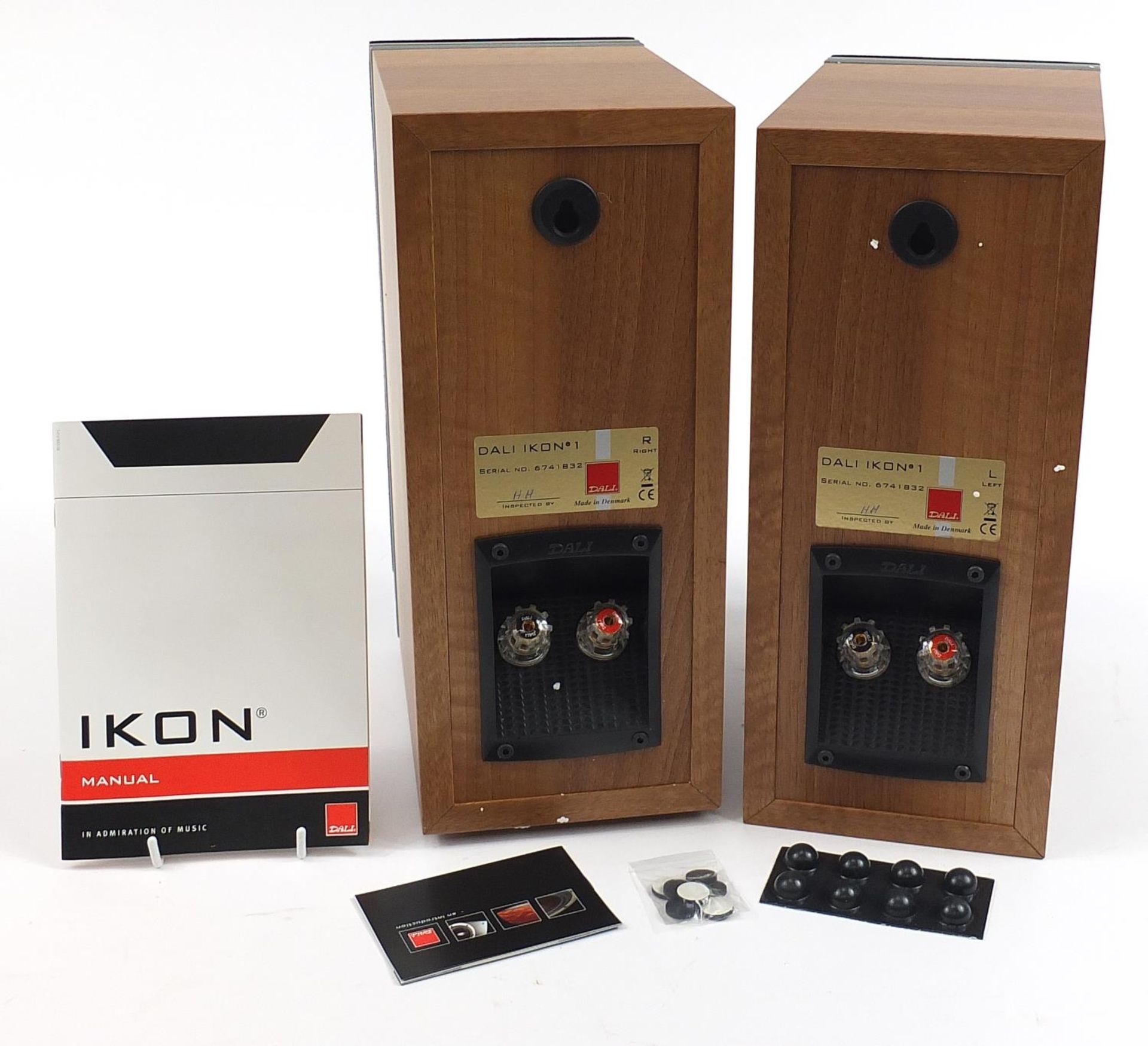 Pair of Ikon Dali light walnut speakers with box - Image 2 of 4