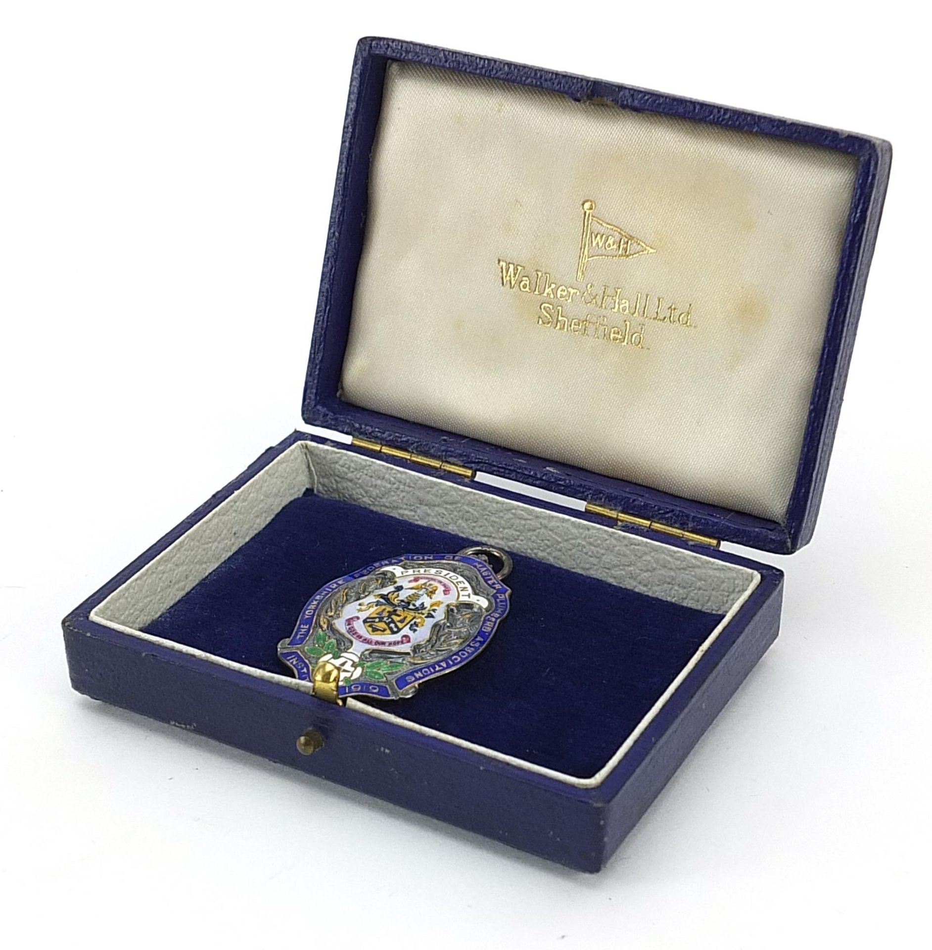 Silver gilt and enamel presentation jewel for President of The Yorkshire Federation of Master - Image 4 of 5