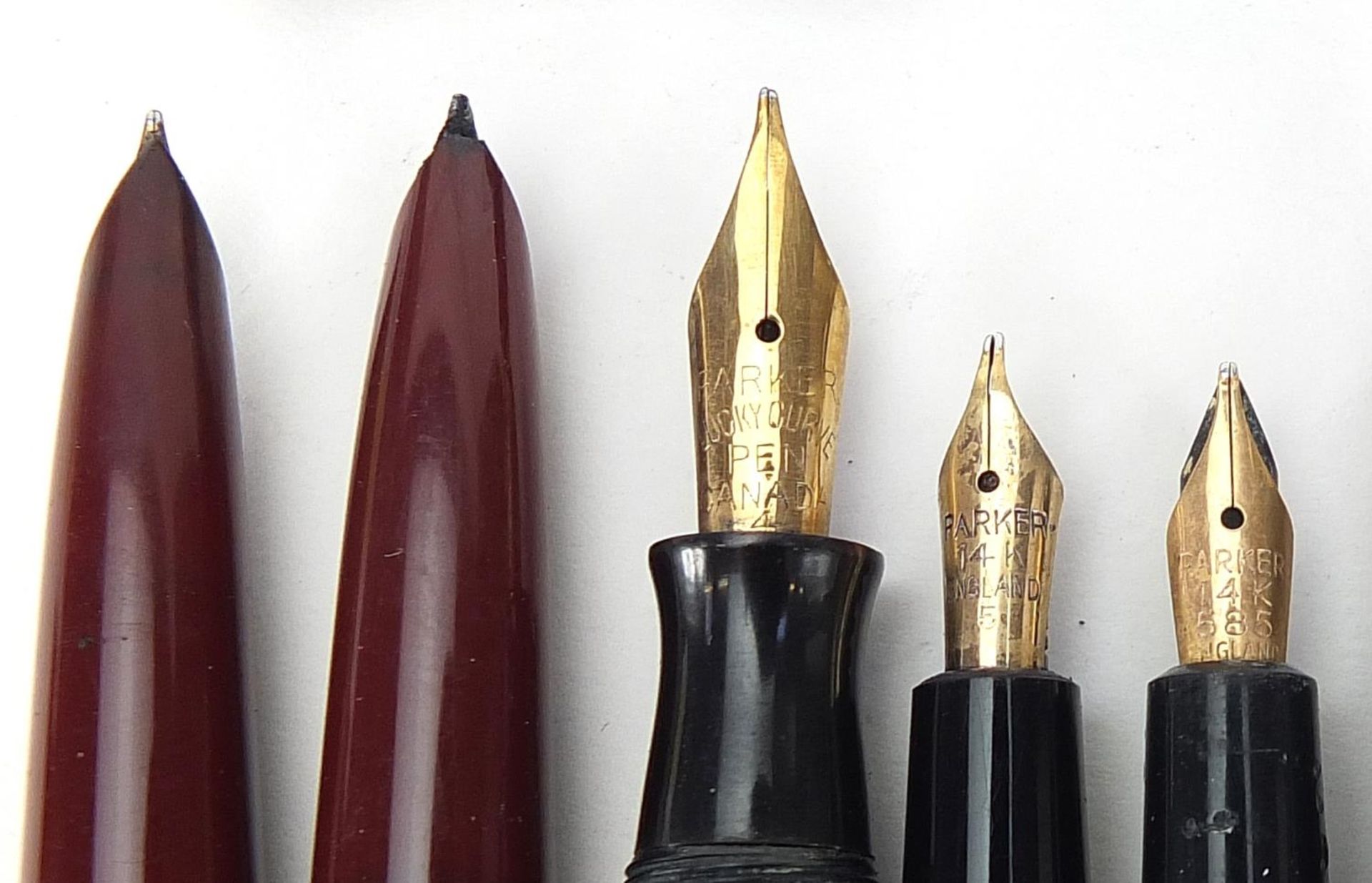Ten vintage Parker fountain pens, some with gold nibs including one with Lucky Curve nib, 51 and - Image 5 of 7