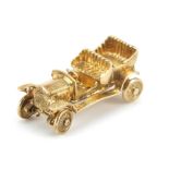 9ct gold classic car charm, 2.8cm in length, 7.0g