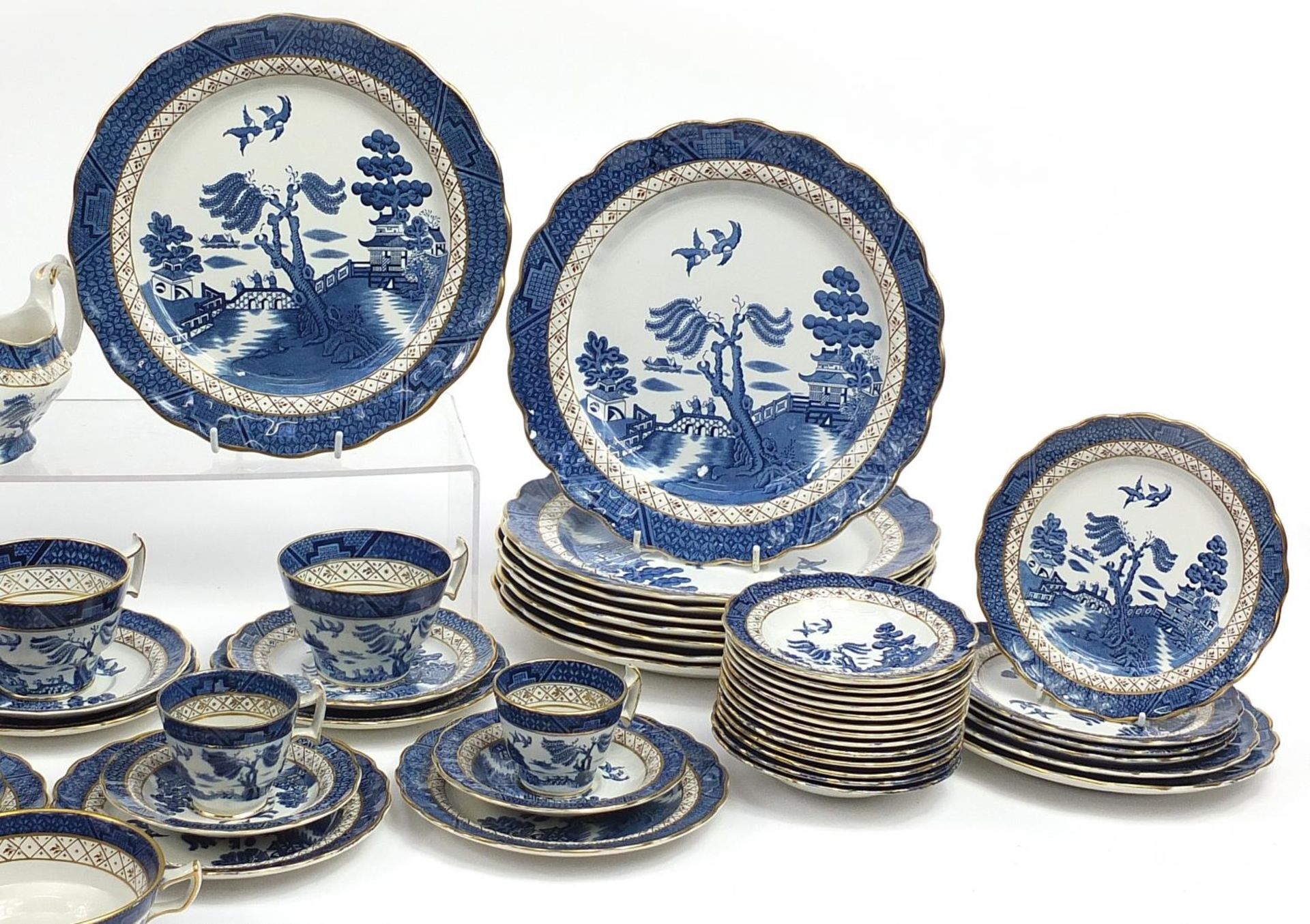 Large collection of Booths Real Old Willow dinner and teaware including coffee pots, plates and cups - Image 4 of 5