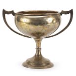 George V silver trophy with twin handles engraved Challenge Cup presented to Wright Bros 1928,