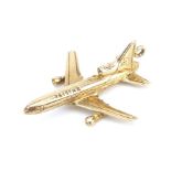 9ct gold aeroplane charm, 3.1cm wide, 4.6g