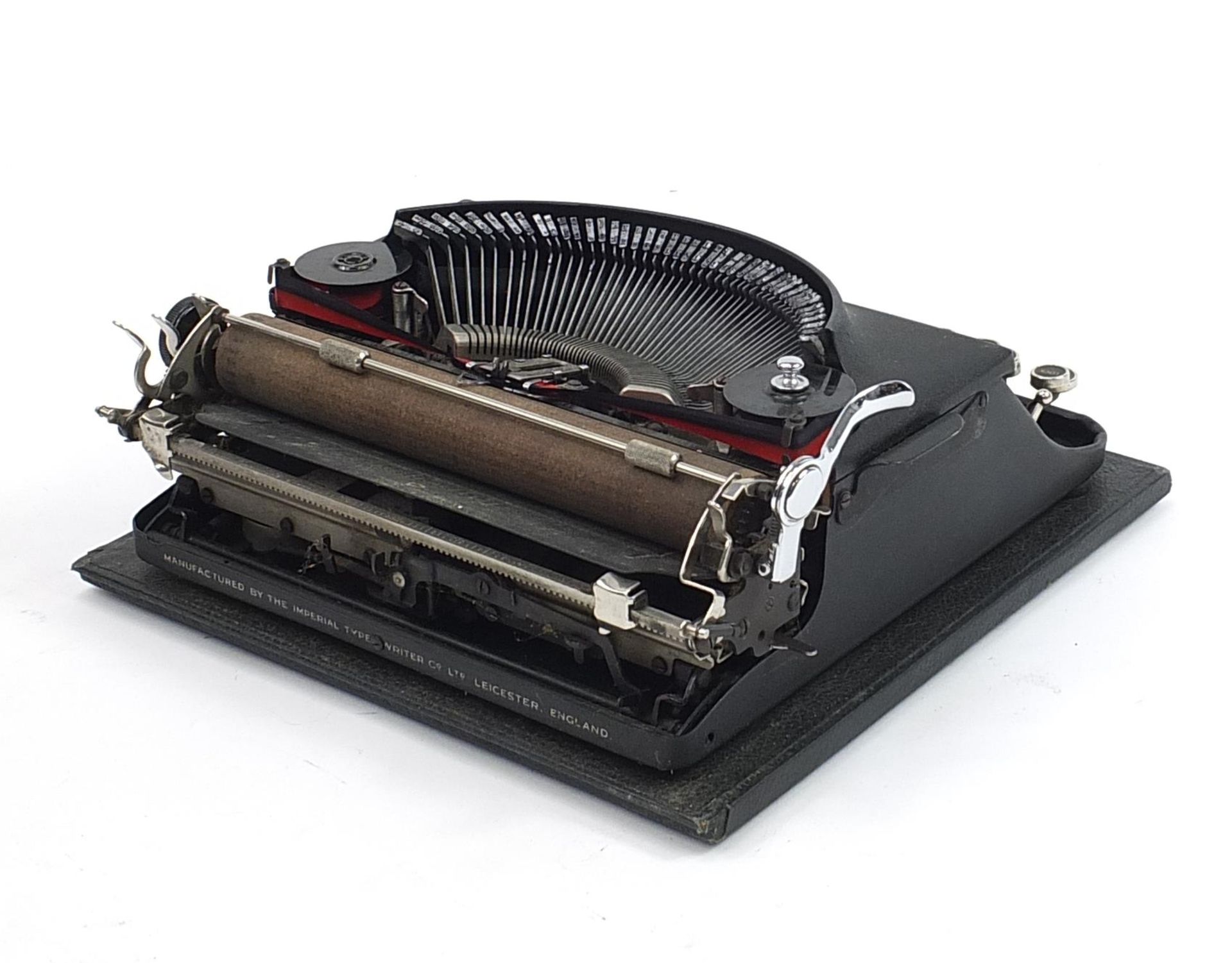 Vintage Imperial portable typewriter with case, 29.5cm wide - Image 5 of 6