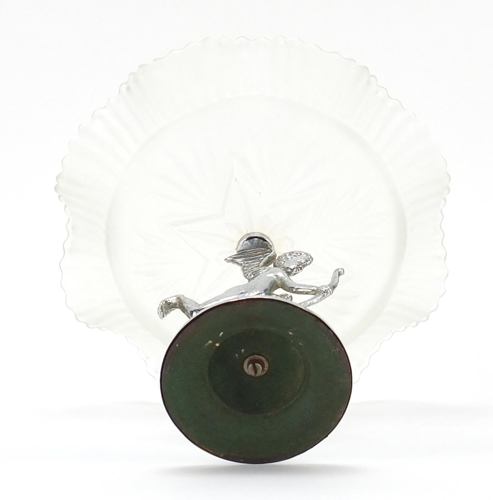 Art Deco chromed Putti design centrepiece with glass dish, 21cm high x 24cm in diameter - Bild 3 aus 3