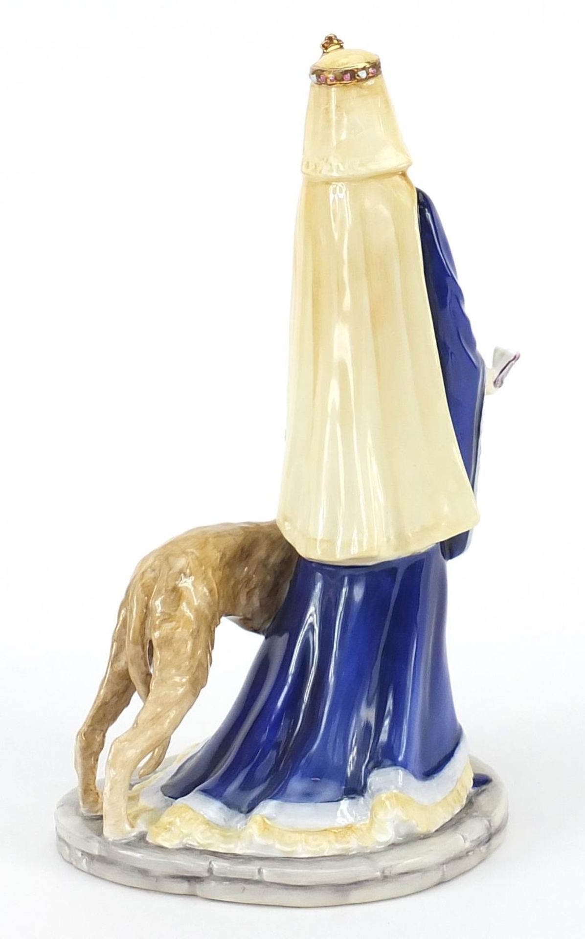 Royal Doulton figurine Eleanor of Aquitaine HN3957 with stand and box, 59/5000, the figurine 24cm - Image 2 of 5