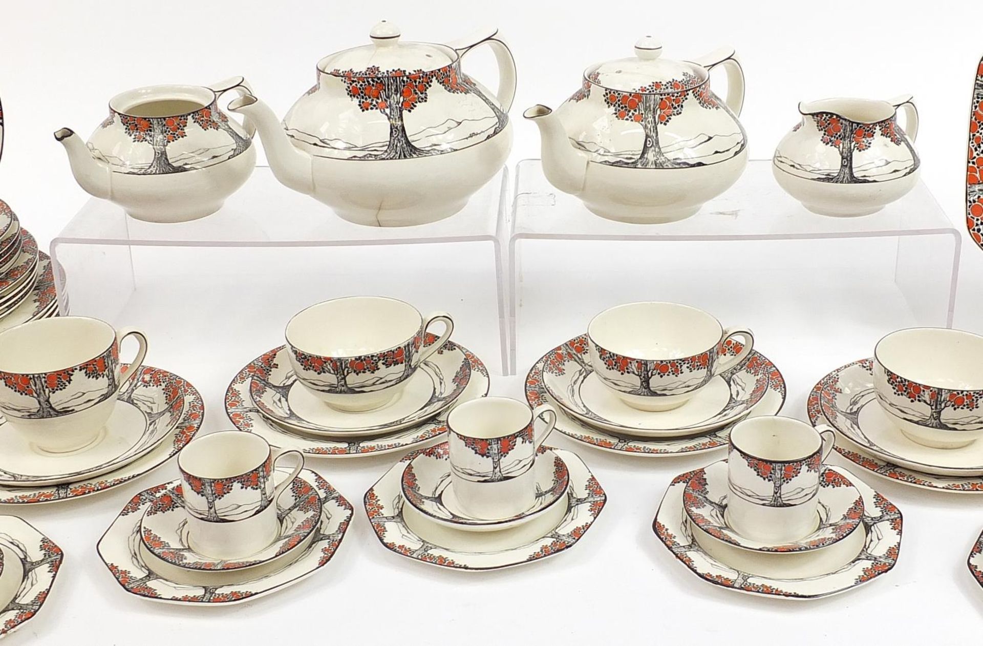Crown Ducal, Art Deco Orange Tree dinner and teaware including two teapots, milk jugs, meat plate - Image 3 of 5