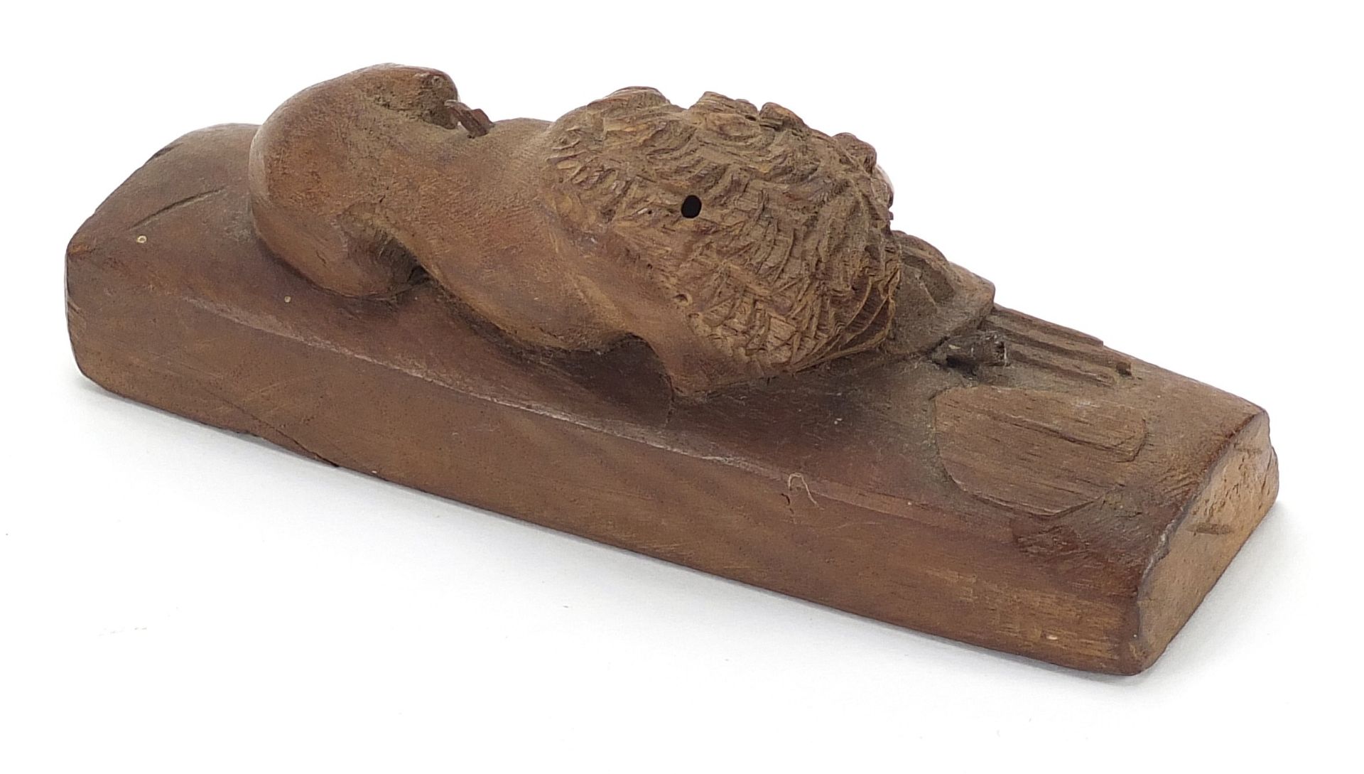 19th century continental memorial wood carving of the Lion of Lucerne, 14.5cm wide - Image 2 of 3