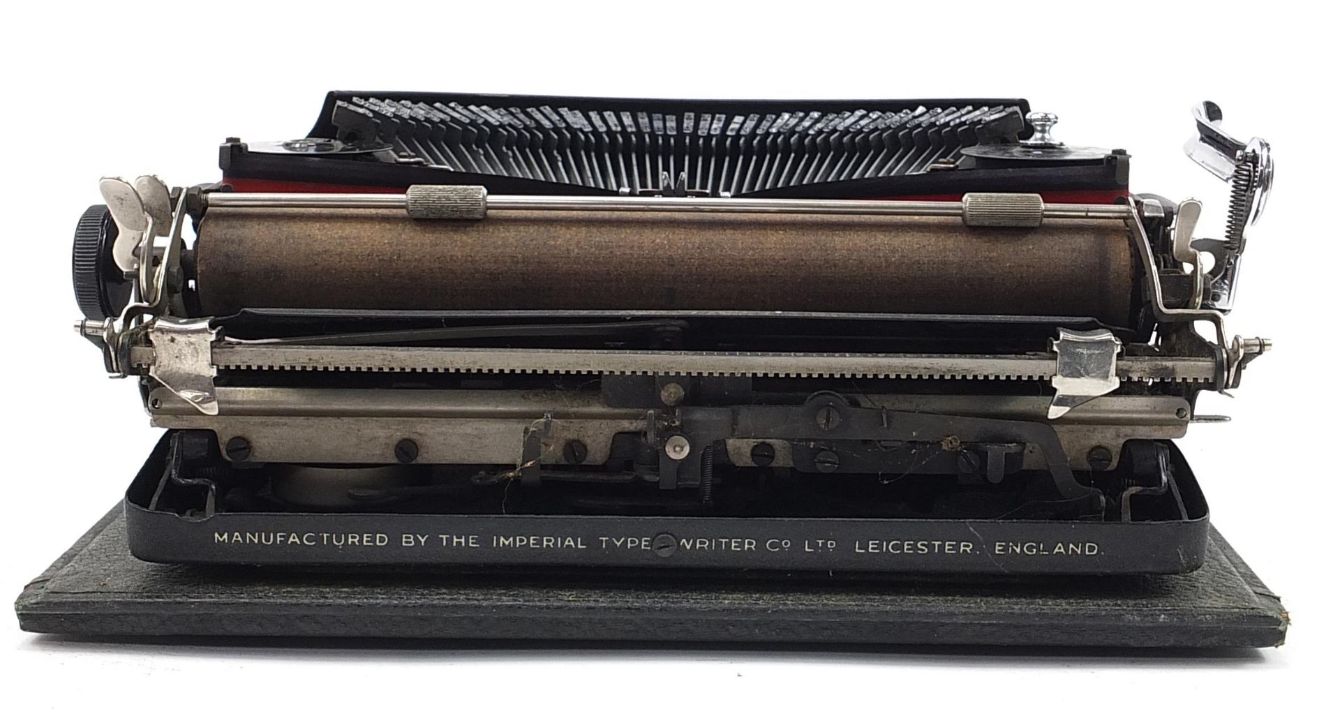 Vintage Imperial portable typewriter with case, 29.5cm wide - Image 3 of 6