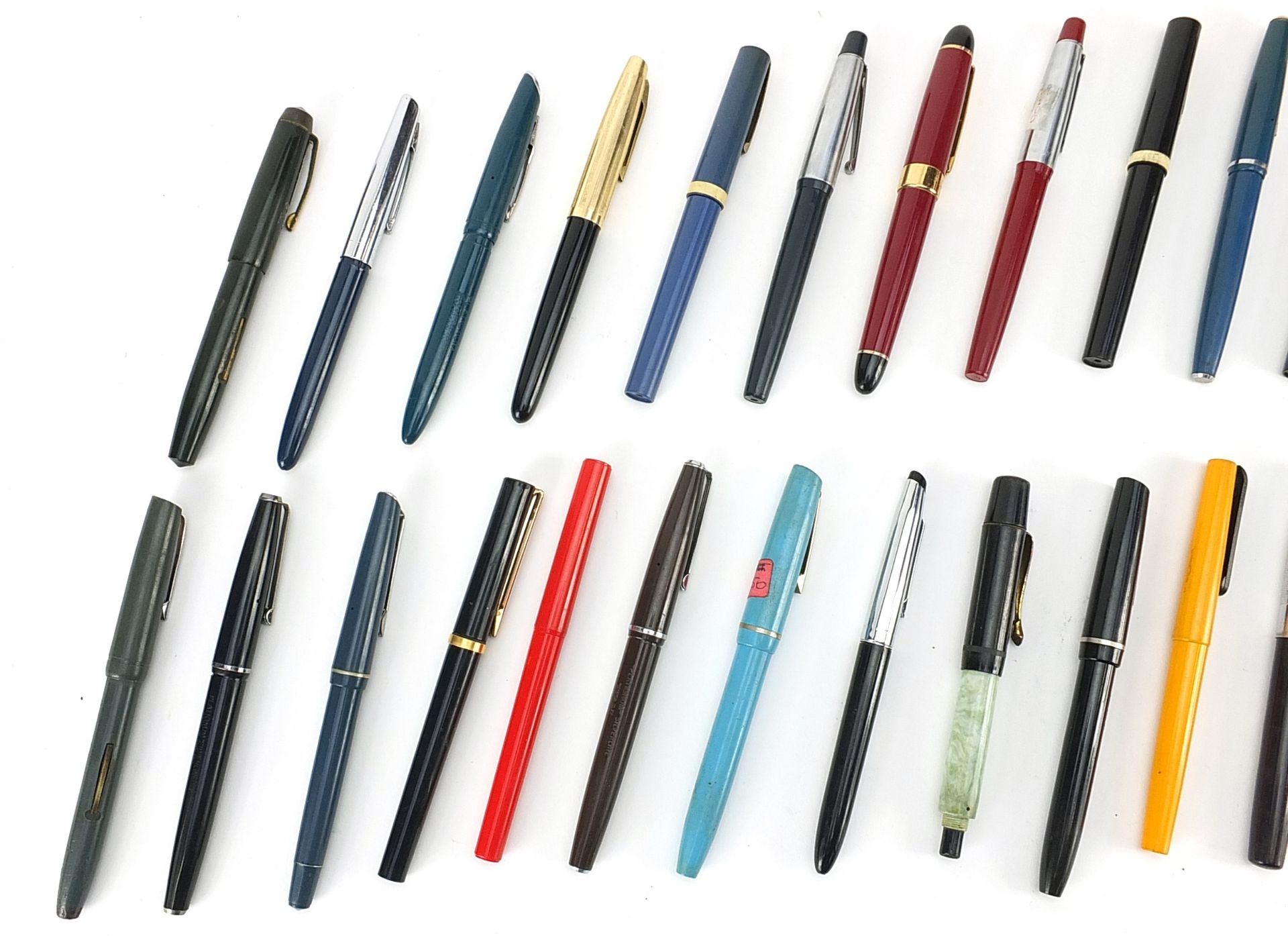 Collection of vintage and later fountain pens - Image 2 of 3