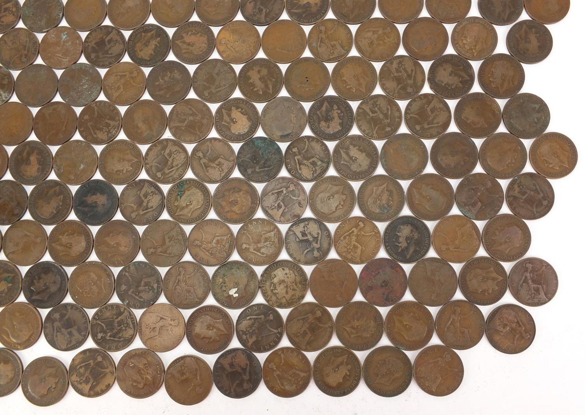 Large quantity of George V pennies, 2055g - Image 5 of 5