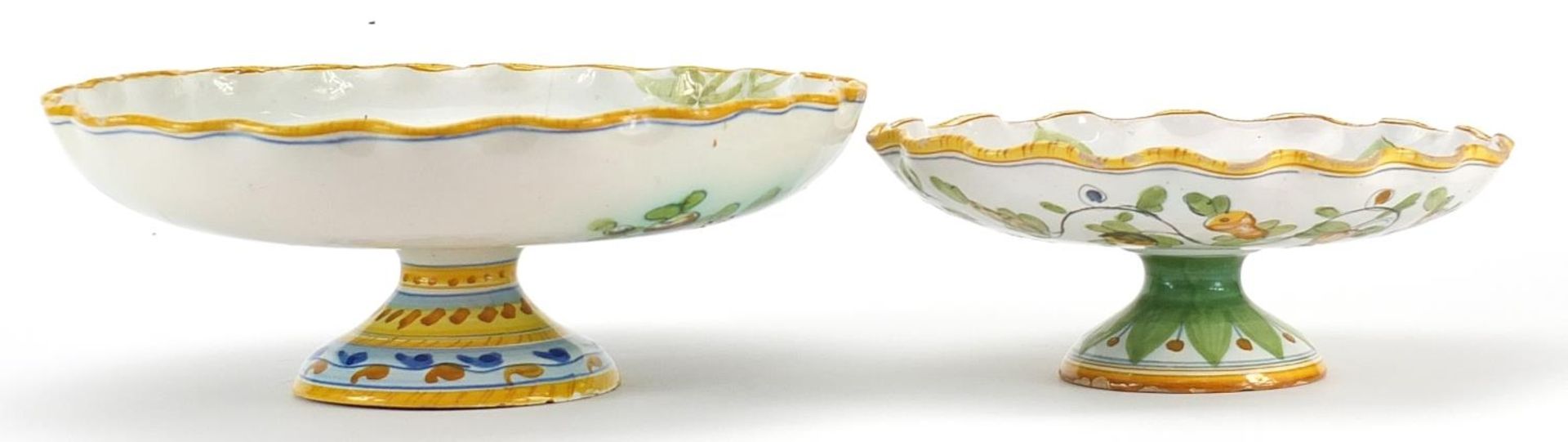 Cantigalli, two Italian Maiolica pedestal dishes hand painted with leaves and berries, the largest - Image 2 of 5