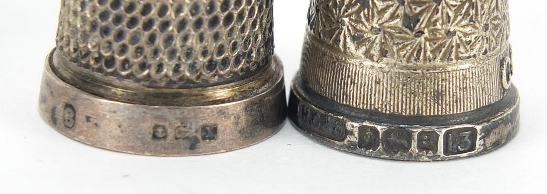 Four silver thimbles, the largest 2.5cm high, total 15.5g - Image 3 of 5