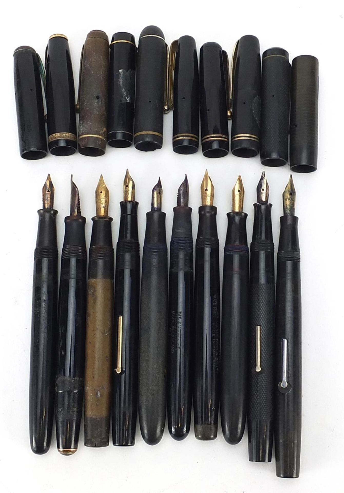 Ten vintage fountain pens with gold nibs including Swan self filler, Burnham, Watermans and Parker - Bild 4 aus 8