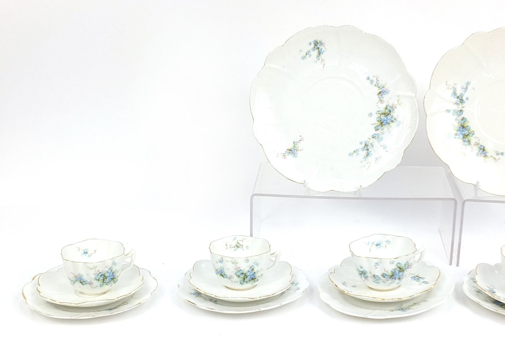 Forget-me-not porcelain fluted six piece tea set - Image 2 of 4