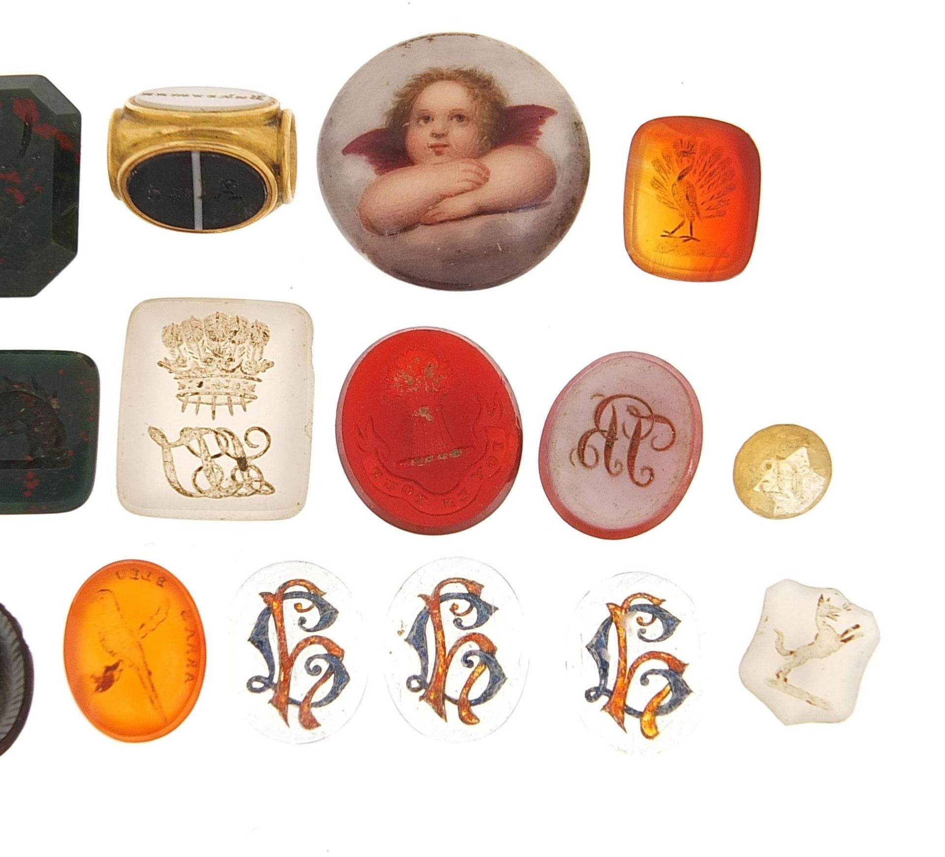 Collection of antique intaglio seals including carnelian, bloodstone and citrine, the largest 1. - Bild 3 aus 3