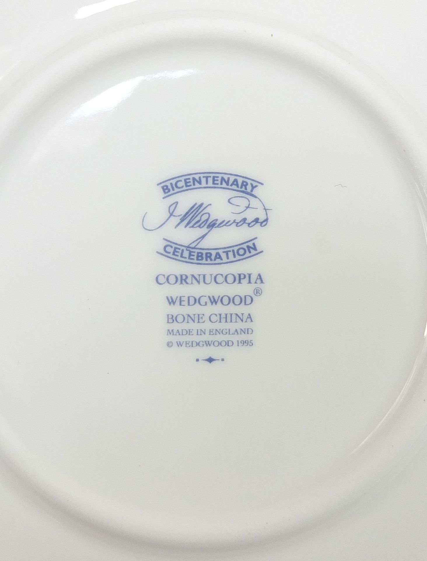 Wedgwood Cornucopia dinnerware including gravy boat on stand - Image 4 of 4