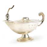 Silver genie lamp table lighter, 12cm in length, 89.8g