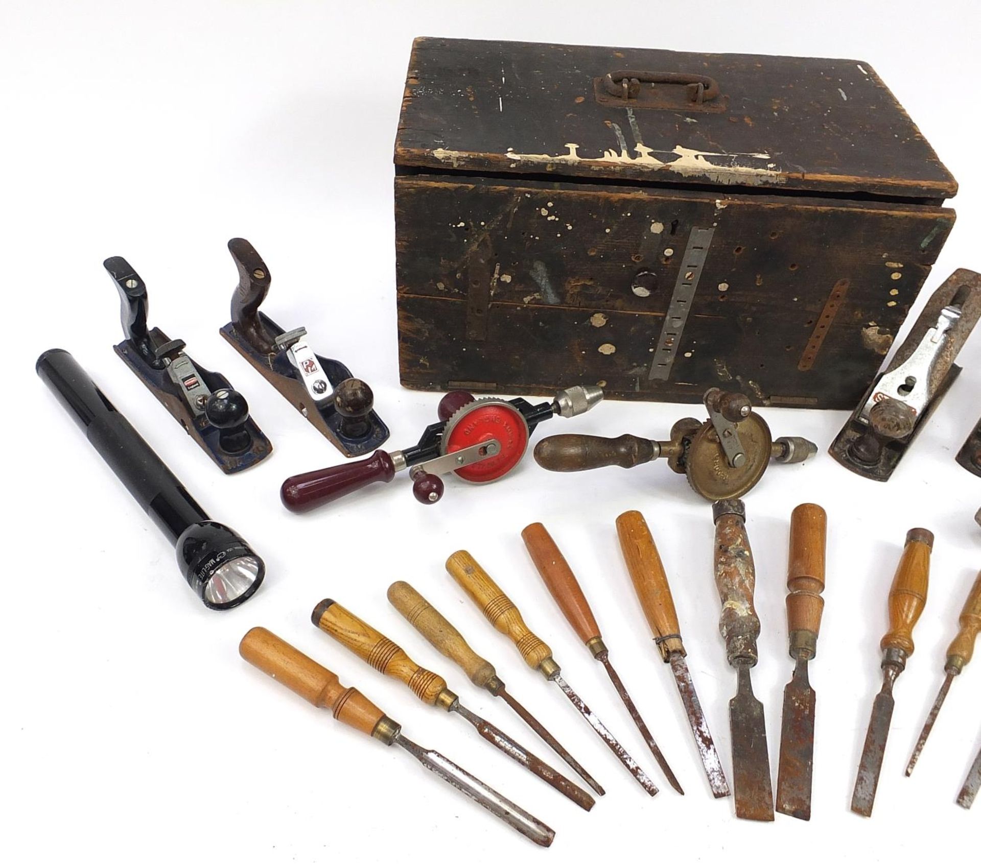 Vintage tools housed in a pine chest including chisels, wood planes and hand drills, the chest - Image 2 of 3