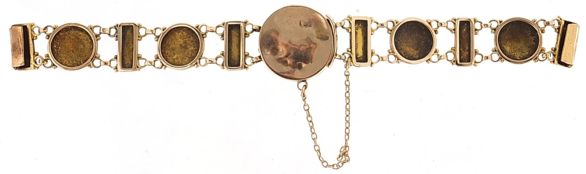 Manner of Liberty & Co, Art Nouveau unmarked gold and enamel bracelet decorated with a female, tests - Bild 3 aus 3
