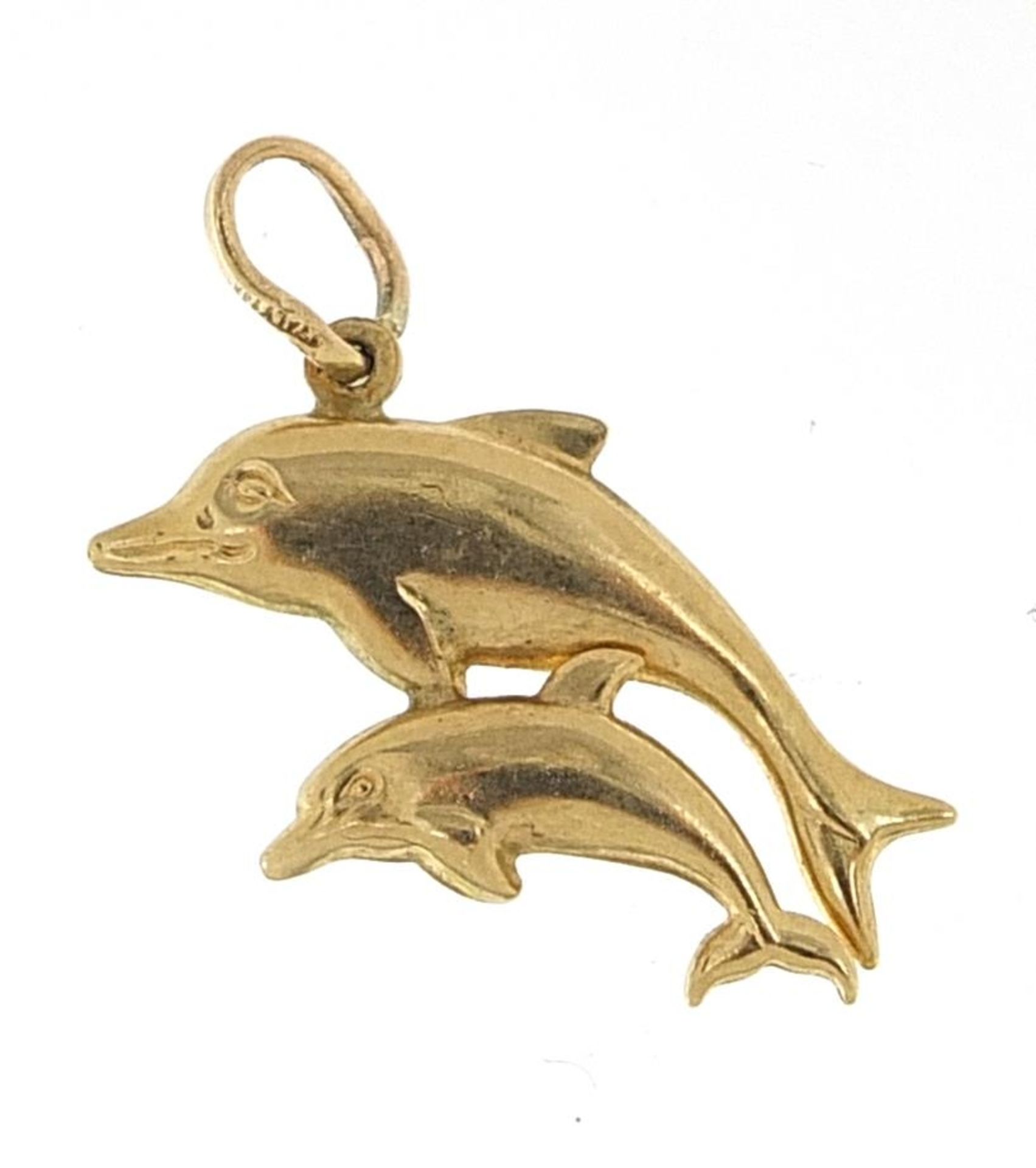 Unmarked 9ct gold dolphin charm, 2.5cm wide, 1.1g