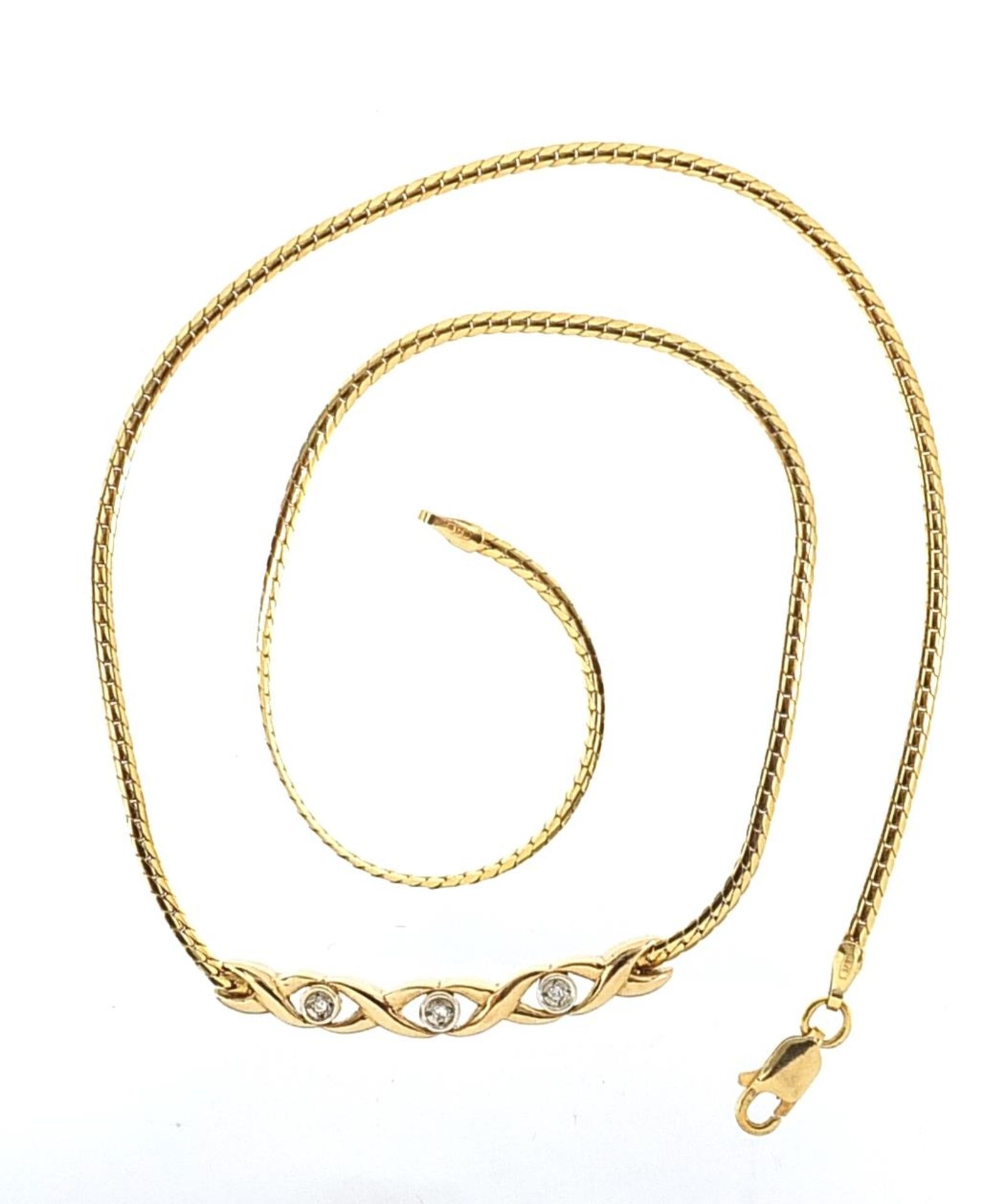 9ct gold necklace set with three diamonds, 41cm in length, 5.9g - Bild 2 aus 3