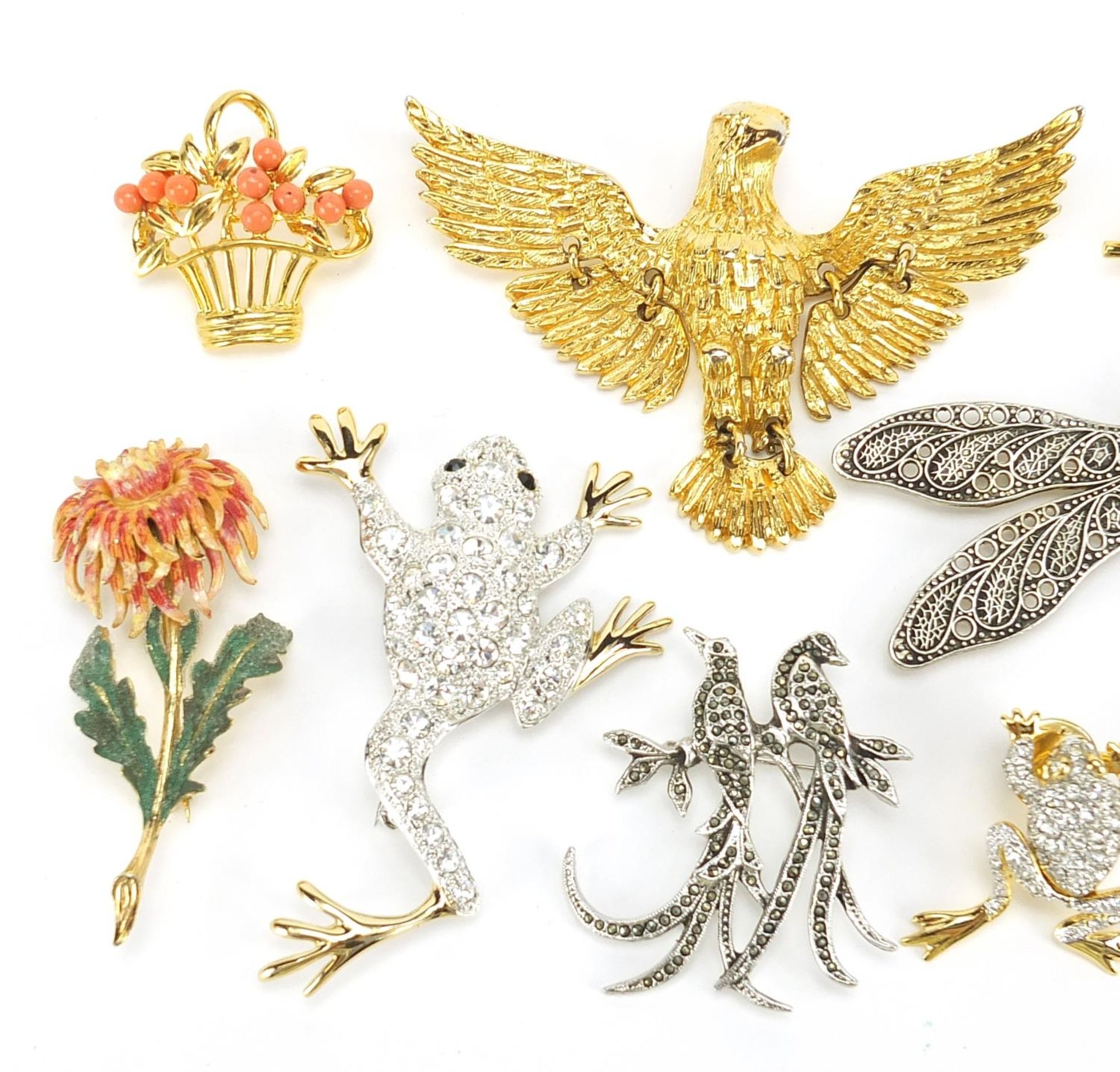 Nine vintage and later brooches and pins including enamelled flower and marcasite example of two - Image 2 of 4