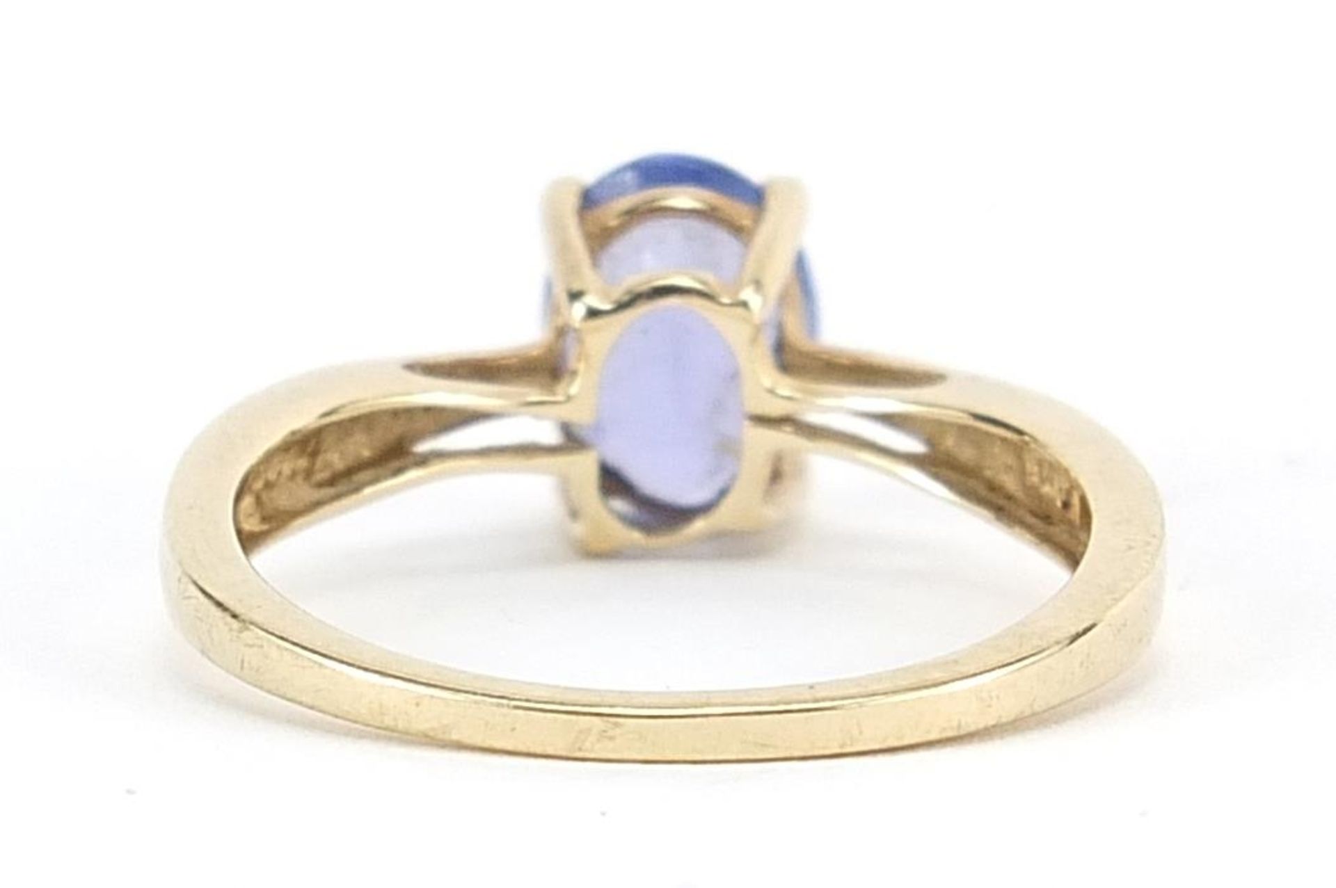 9ct gold purple stone solitaire ring, size N, 2.2g - Image 2 of 3
