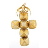 Unmarked gold cased folding masonic ball pendant, 5cm high when open, 10.8g