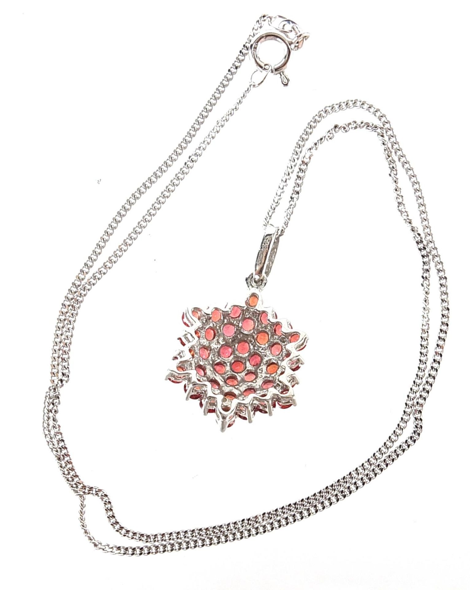 9ct white gold garnet and diamond cluster pendant on a 9ct white gold necklace, 2.9cm high and - Image 3 of 3