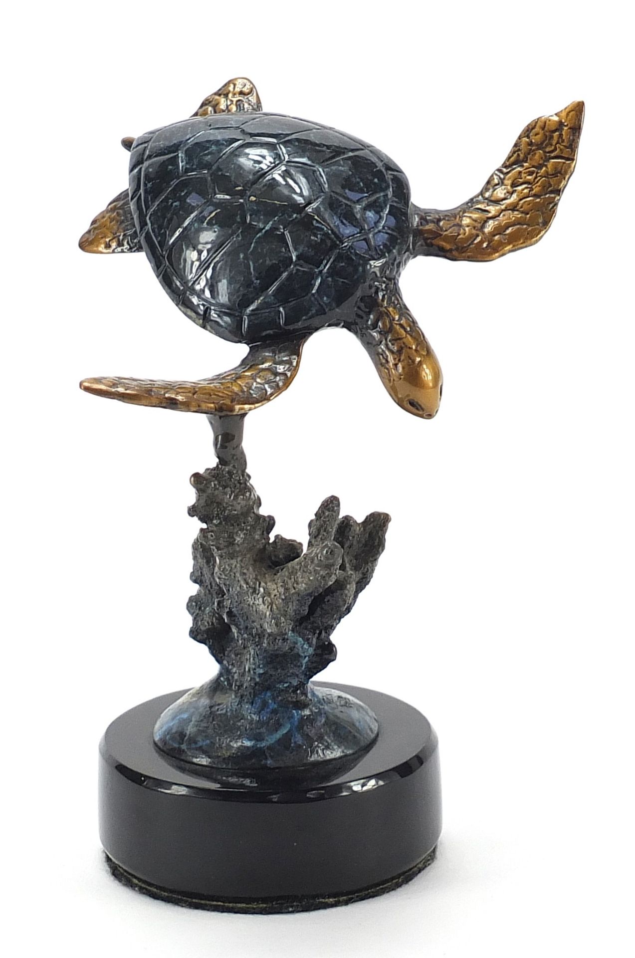 Contemporary lacquered bronze study of a sea turtle raised on a black slate base, indistinctly