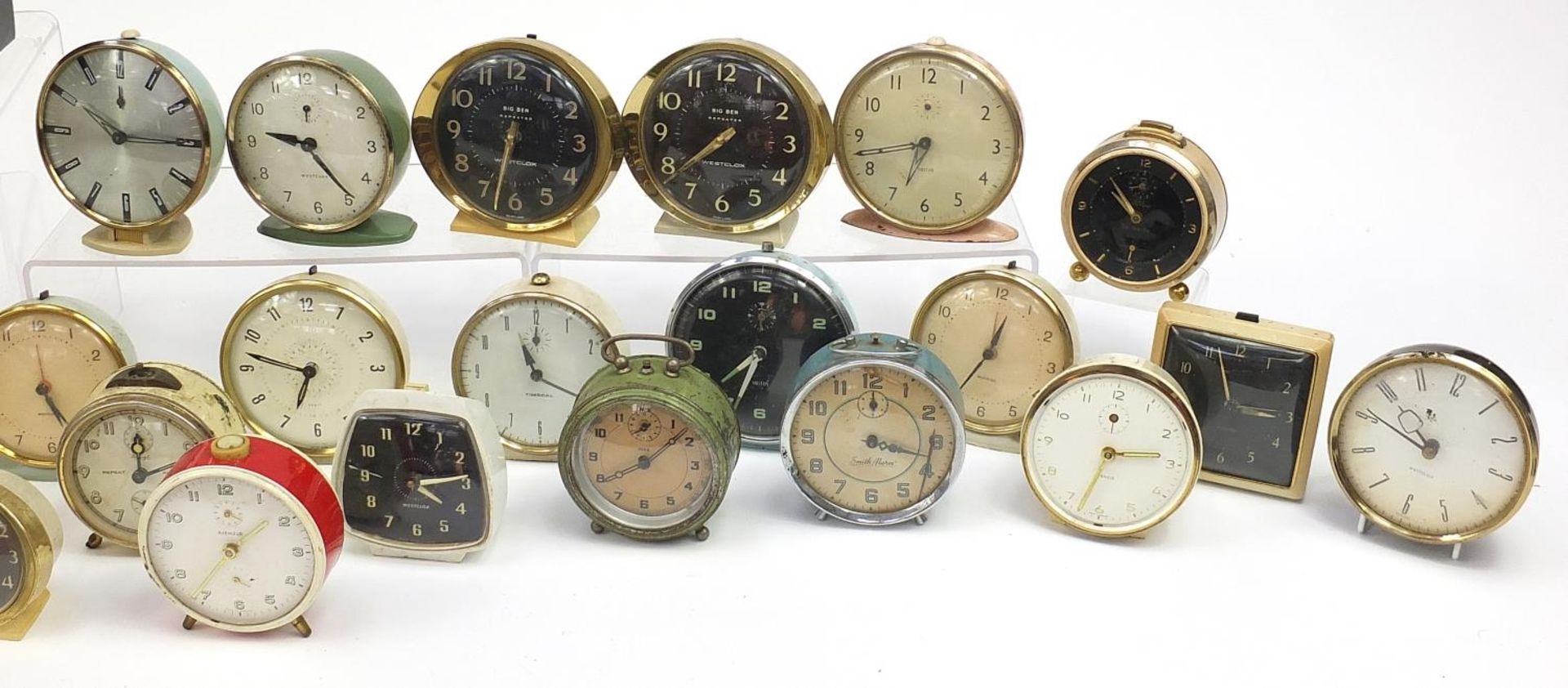 Collection of vintage alarm clocks including Junghans Kienzle, Westclox Big Ben Repeater, Smith - Image 4 of 4