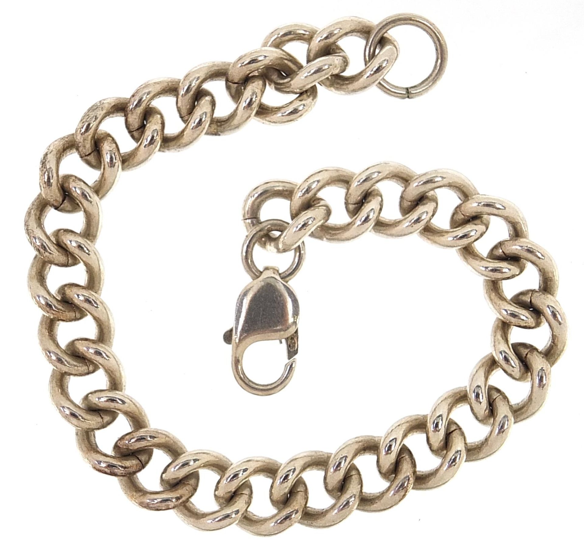 Heavy silver curb link bracelet, 20cm in length, 42.7g - Image 2 of 3