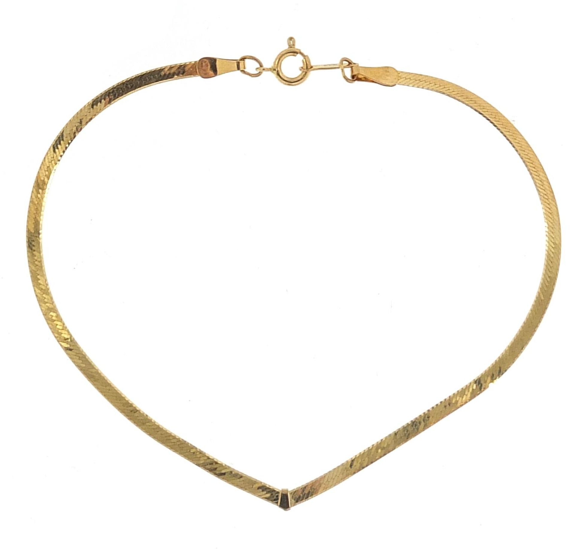9ct gold herringbone link bracelet, 18cm in length, 0.9g