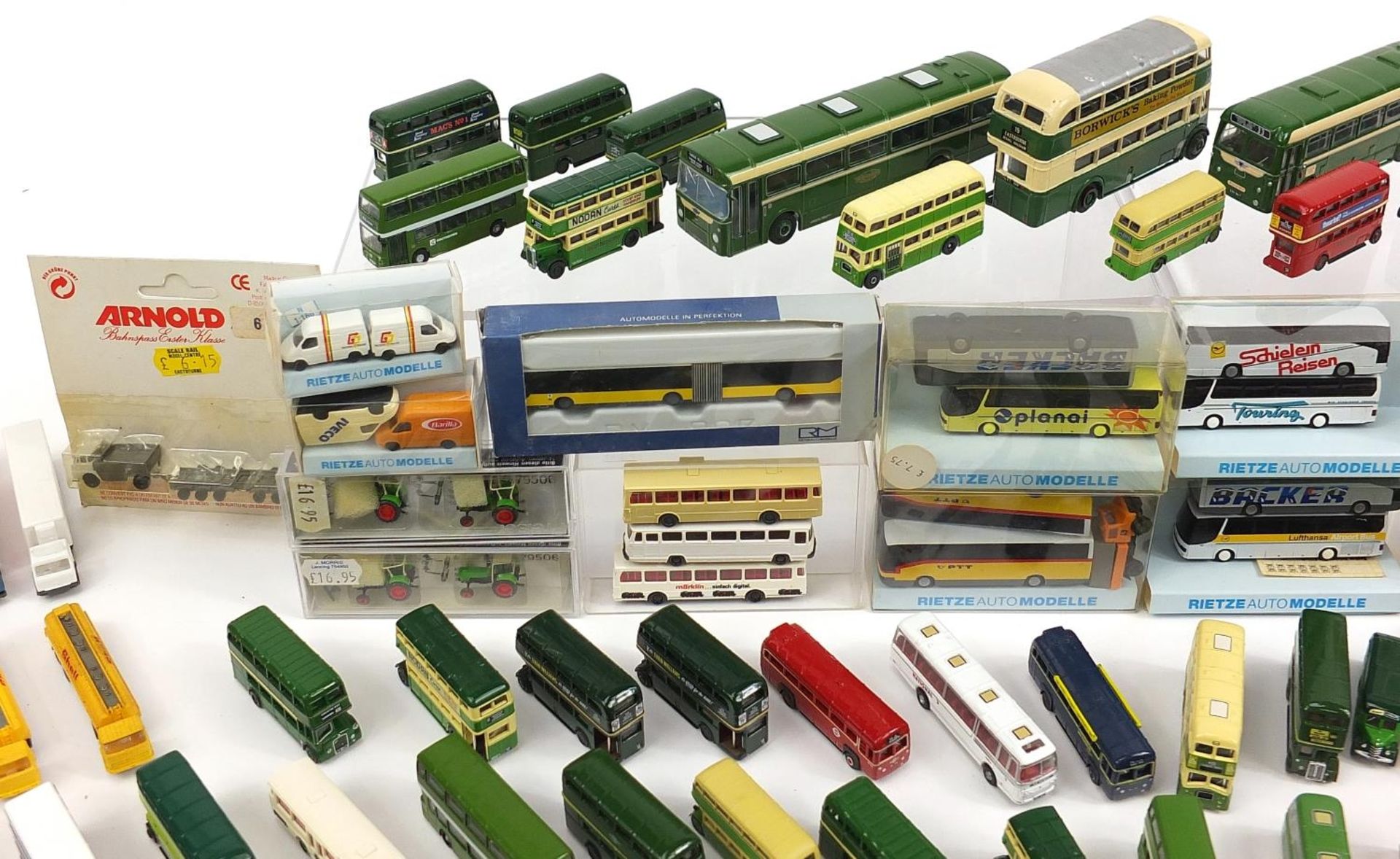 Large collection of N gauge model railway advertising vehicles, freight containers and accessories - Image 3 of 9