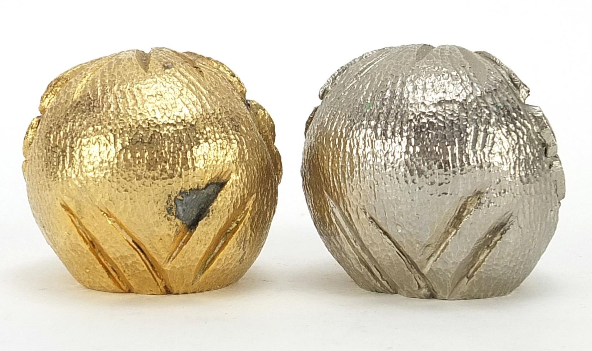 Fondica, pair of French Brutalist owl design paperweights with beaded eyes, each 6cm wide - Image 2 of 3