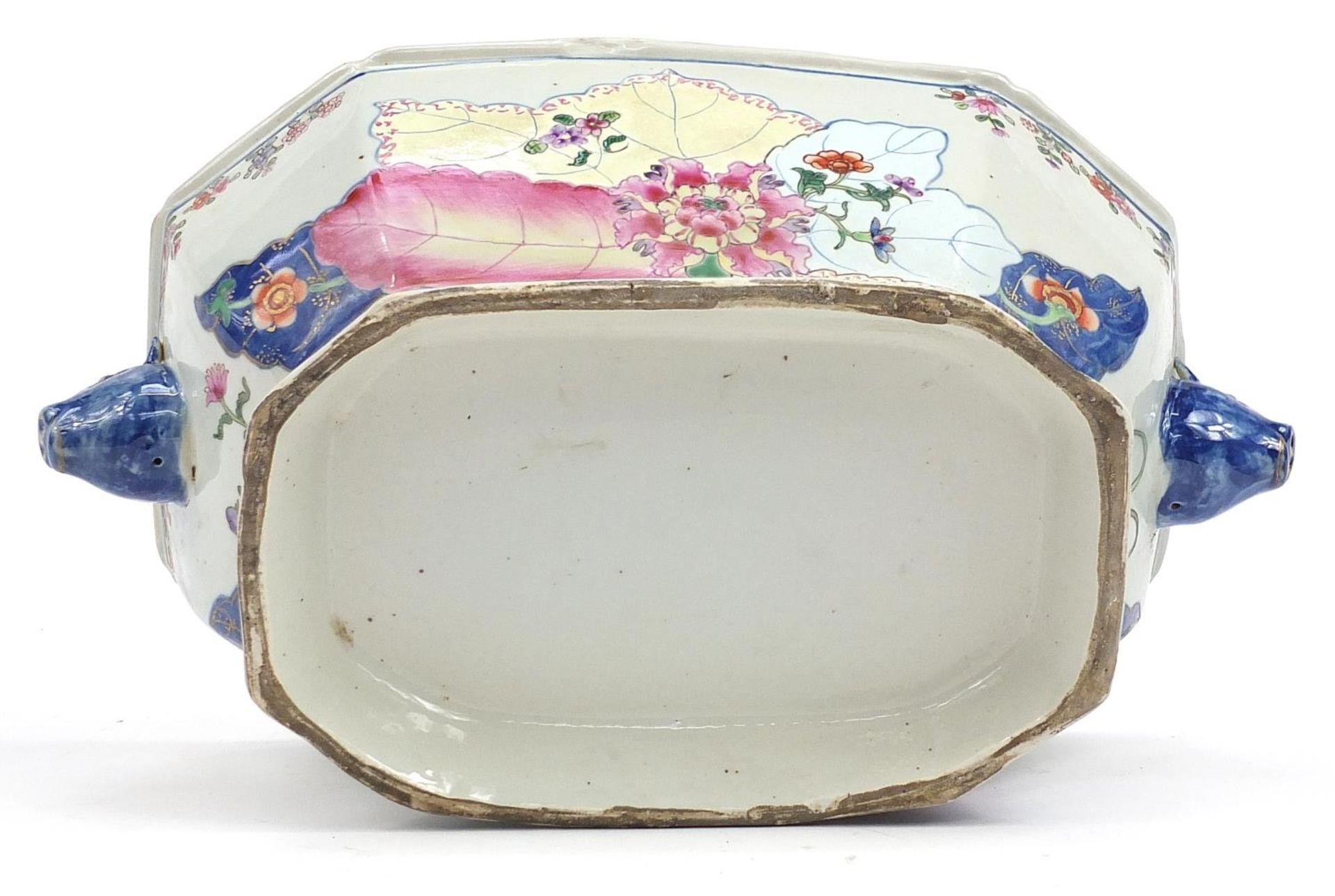 Chinese wucai porcelain tureen and cover with twin handles hand painted with flowers, 35cm wide - Image 3 of 3