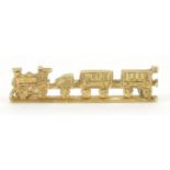 9ct gold train brooch, 2.7cm wide, 1.5g