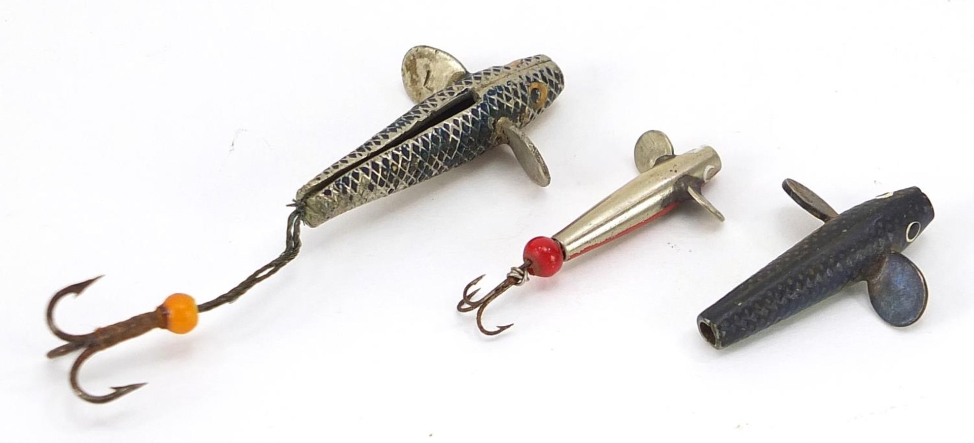 Three vintage Hardy Bros metal fishing lures, the largest 6cm in length overall - Image 2 of 4