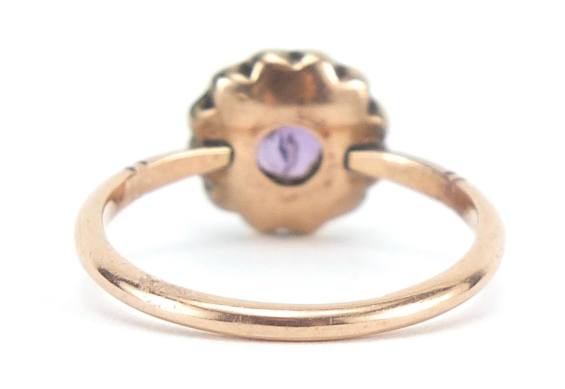 9ct gold amethyst and pearl cluster ring, size L, 2.1g - Image 2 of 3