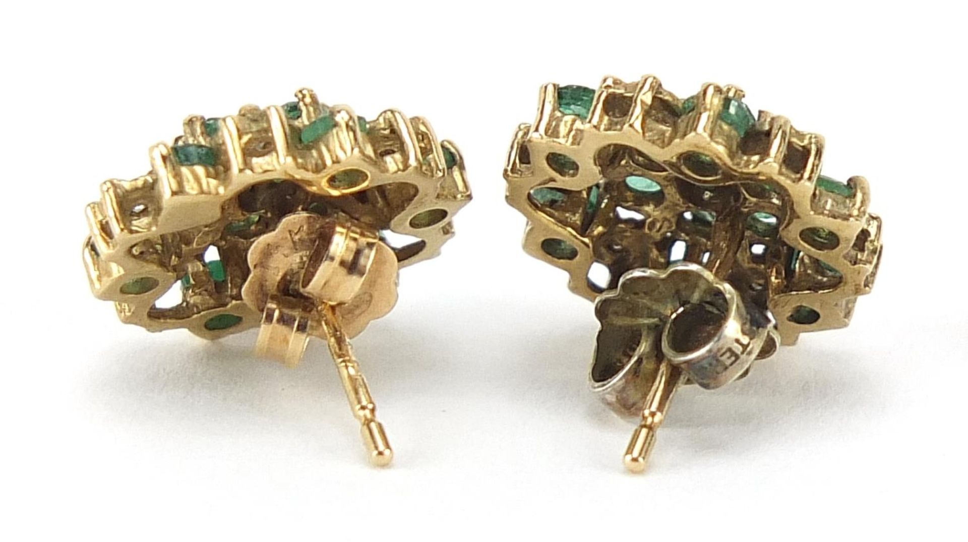 Pair of 9ct gold emerald and diamond cluster stud earrings, 1.2cm in diameter, 2.4g - Image 3 of 3