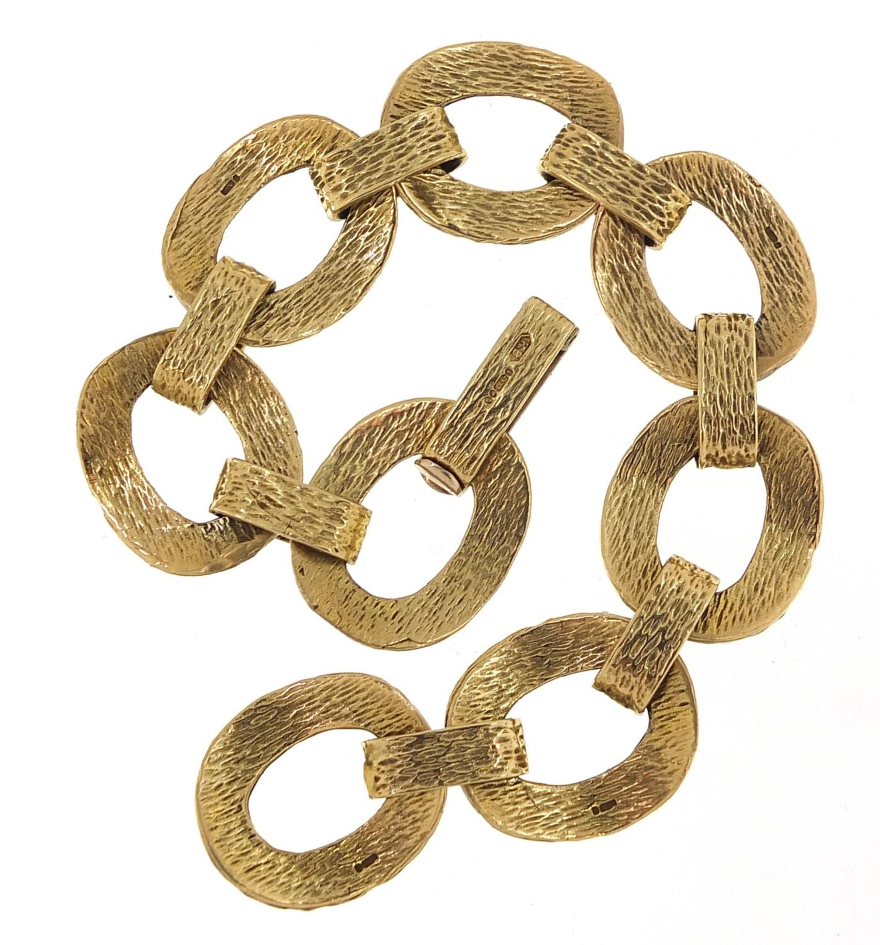 1970s 9ct gold bark design bracelet with oval links, HB makers mark, 18cm in length, 43.8g - Image 3 of 4