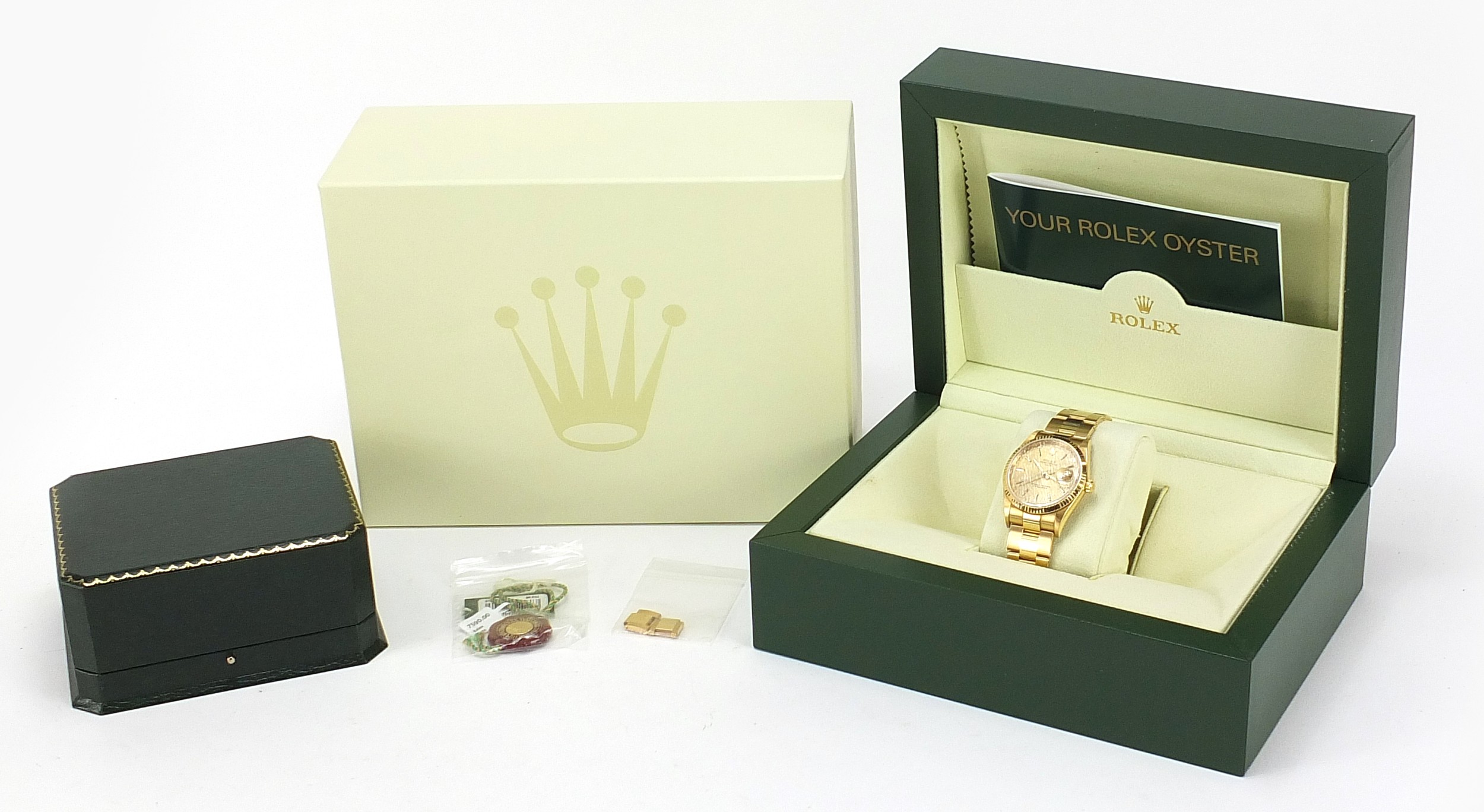 Rolex, 18ct gold gentlemen's Oyster Perpetual Date automatic wristwatch with champagne dial and 18ct - Image 10 of 17