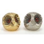 Fondica, pair of French Brutalist owl design paperweights with beaded eyes, each 6cm wide