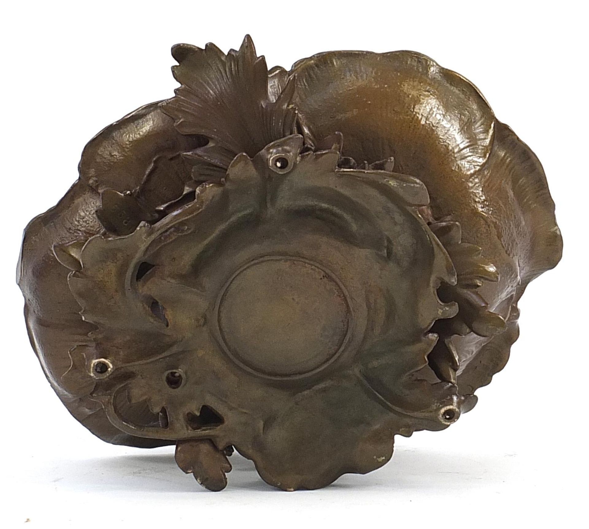 Patinated bronze centrepiece in the form of and Art Nouveau female surrounded by lily pads, 23.5cm - Image 3 of 3