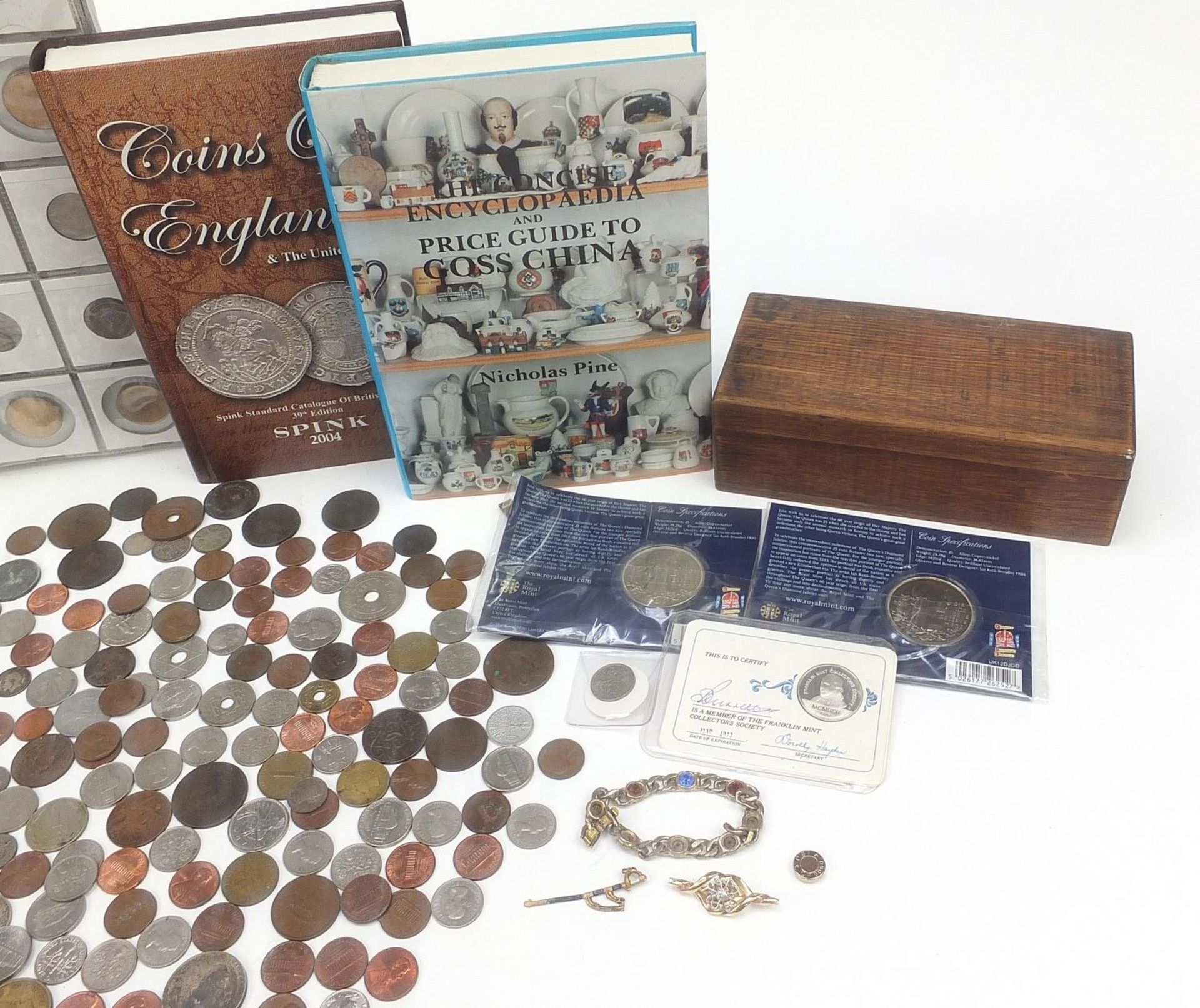 Coinage and reference books including two Queen's Diamond Jubilee five pound coins - Image 6 of 6