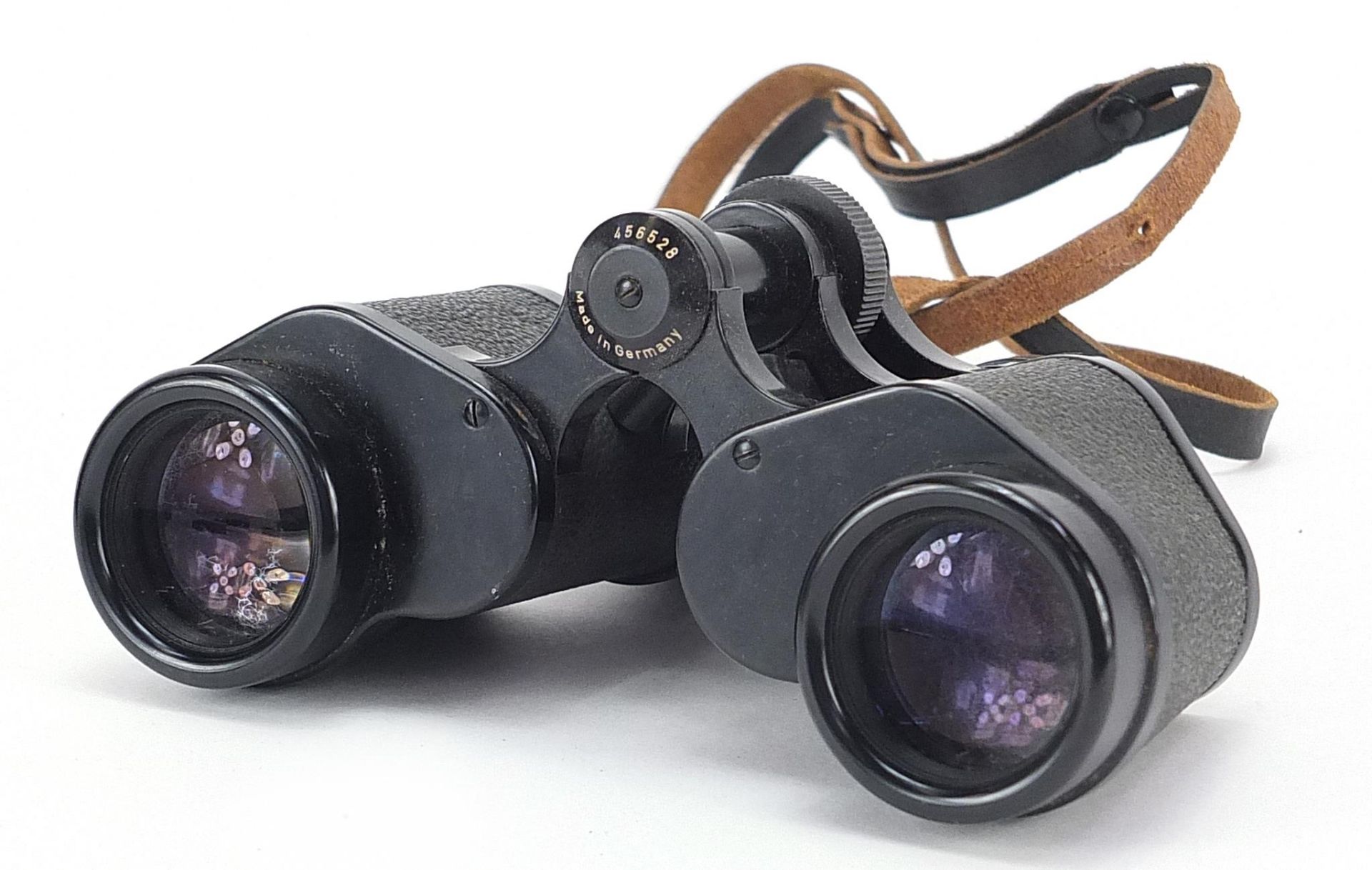 Pair of Carl Zeiss Jena 8 x 30 binoculars with case - Bild 2 aus 4