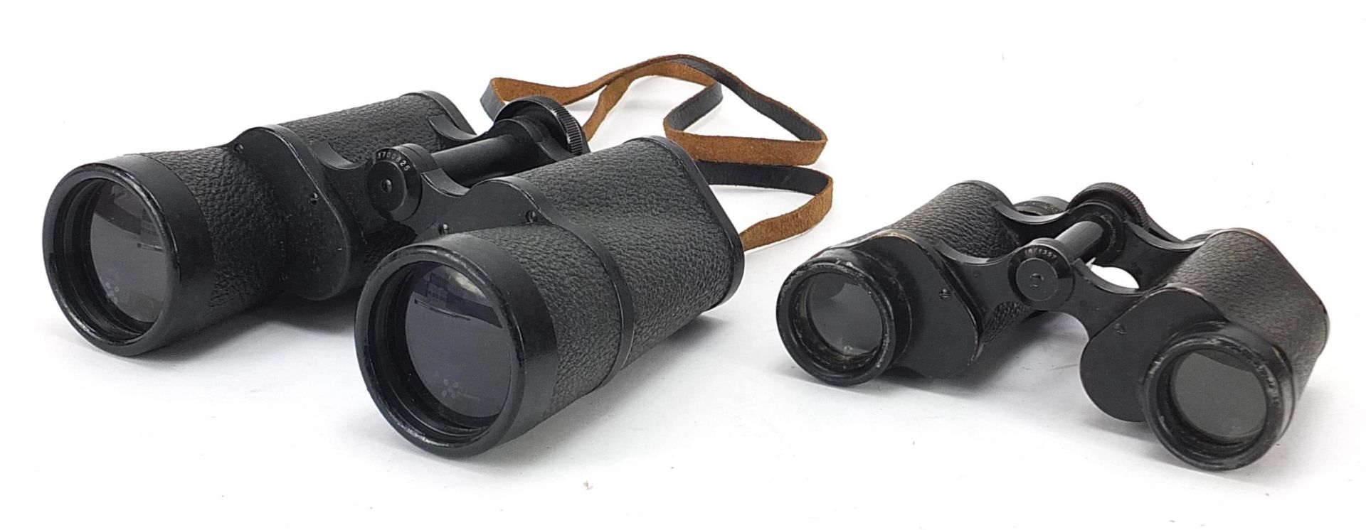 Two pairs of Carl Zeiss Jena binoculars with cases comprising Deltrintem 8 x 30 and Pentekarem 15 - Image 2 of 7