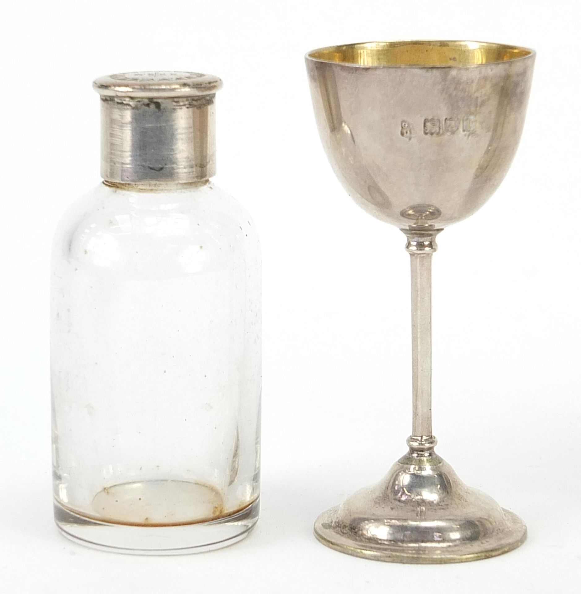 Josiah Williams & Co, George V silver travelling holy communion set, London 1910, the largest 8. - Image 3 of 6